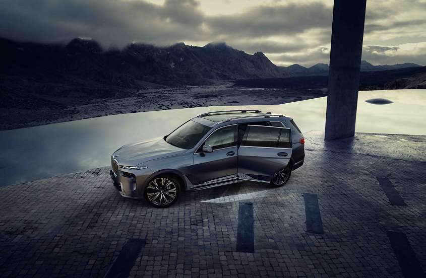新BMW X7来袭 宝马加速大型豪华车产品攻势