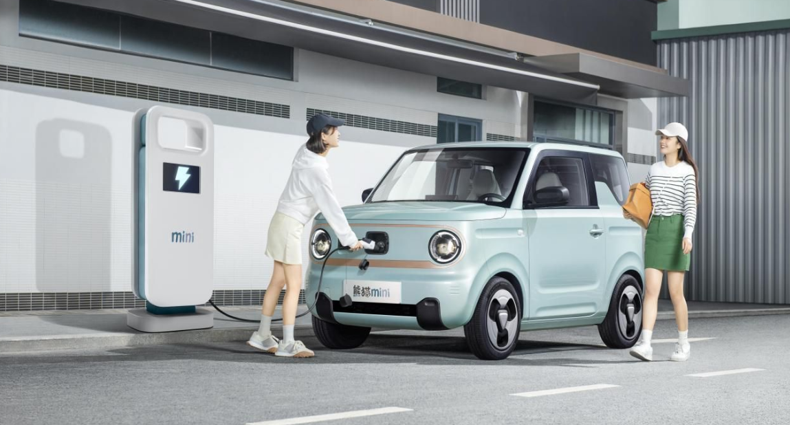 吉利推电动“熊猫mini” 车企为何热衷微型电动车市场？